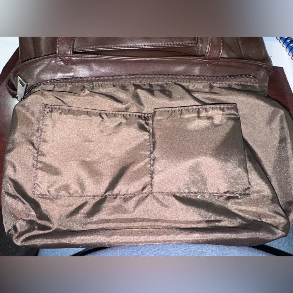 Wilsons Leather Tote Organizers Classic Brown Leather Shoulder Bag - Picture 10 of 10
